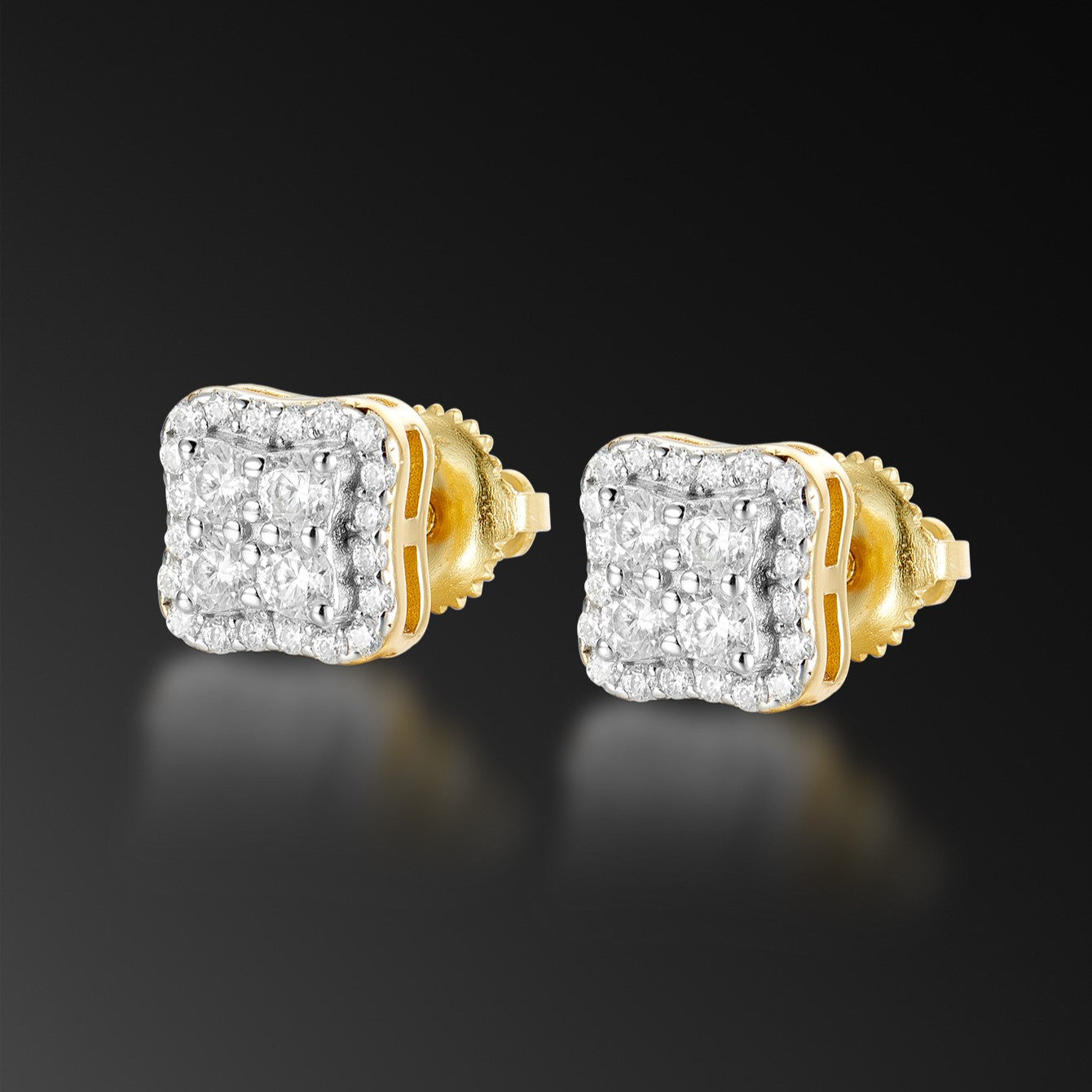 Moissanite Halo Clover Stud Earring