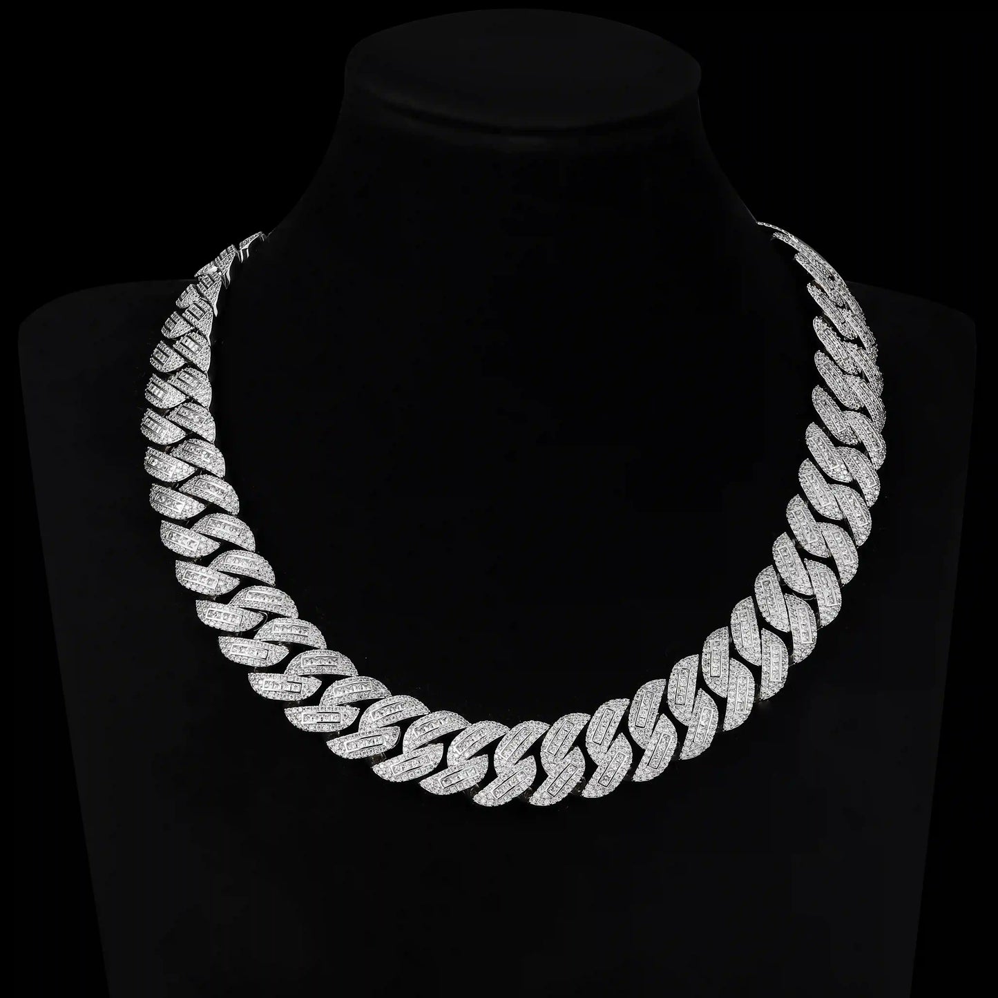 S925 Moissanite 18MM Princess Cut Cuban Chain